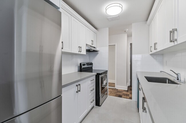 Photo du bâtiment - Avenue Park Apartments