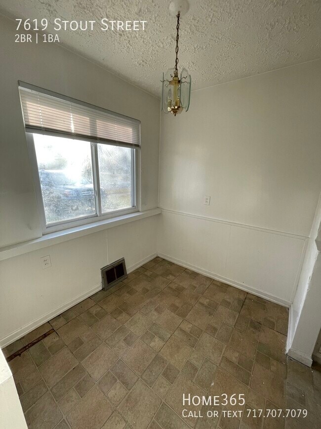 Foto del edificio - Spacey 2 bedroom home