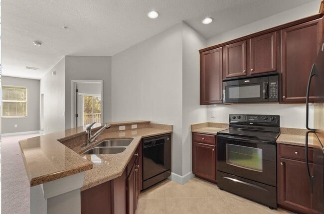 Foto del edificio - 3671 Parkridge Cir