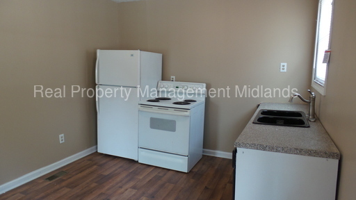 Foto del edificio - 120 Flemming Ln