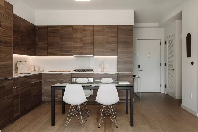 Building Photo - 171 Suffolk Street