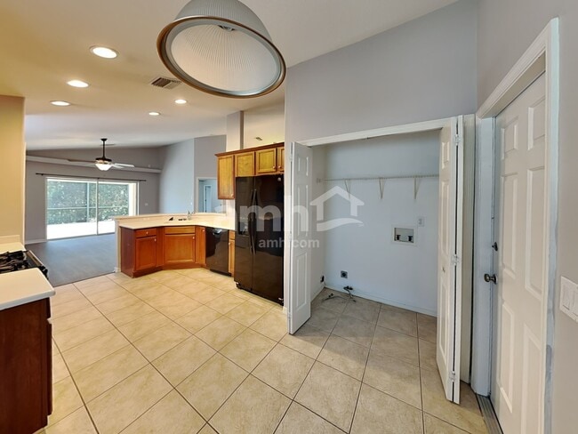 Building Photo - 33347 Irongate Dr