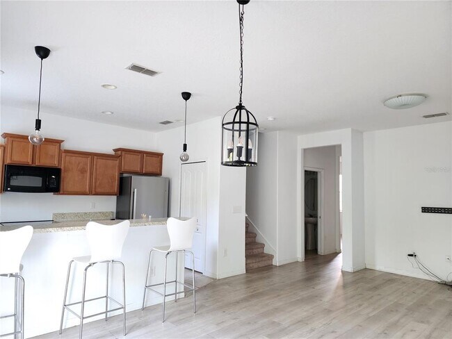 Building Photo - 11069 Savannah Landing Cir