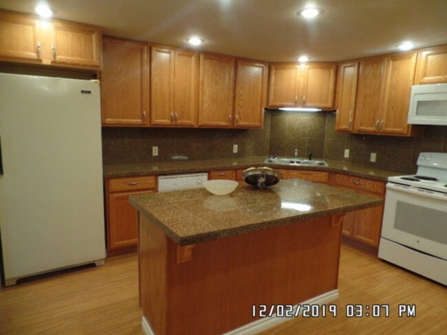 Building Photo - 1133 Olson Rd