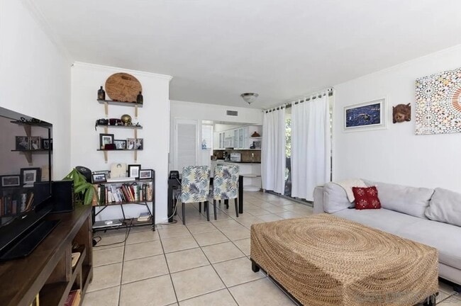 Foto del edificio - 4076 Illinois St