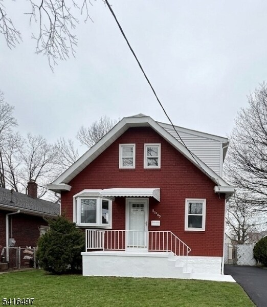 Foto del edificio - 136 Raritan Rd