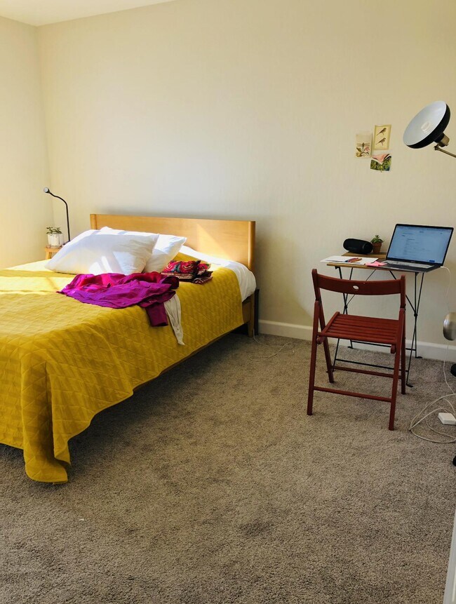 Bedroom 2 - 1420 Addison St