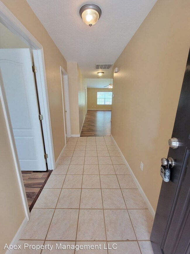Building Photo - 2 br, 2 bath House - 3253 Mountain Spring Way