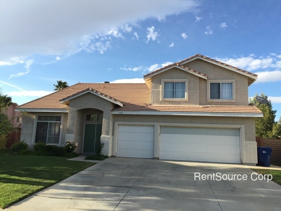 Building Photo - 1769 Blackberry Ct