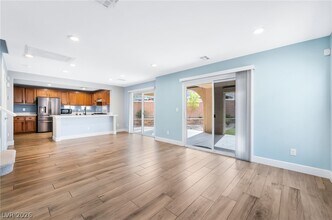 Building Photo - 6097 Honeysuckle Ridge St