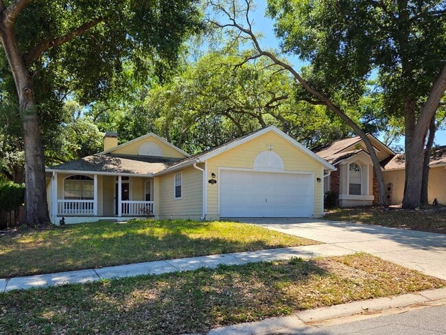 Foto del edificio - 1008 Royal Oaks Dr