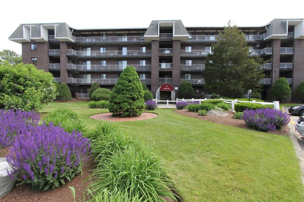 30 Oak St Ext Unit 30612, Brockton, MA 02301 Condo for Rent in