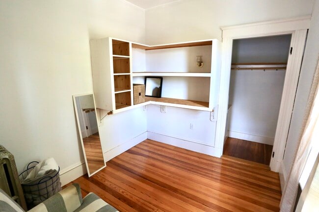 Foto del edificio - 124 Forest St