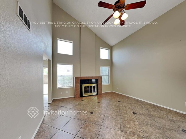 Building Photo - 5124 W Boston Way S