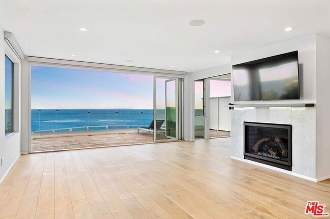 Foto del edificio - 27400 E Pacific Coast Hwy