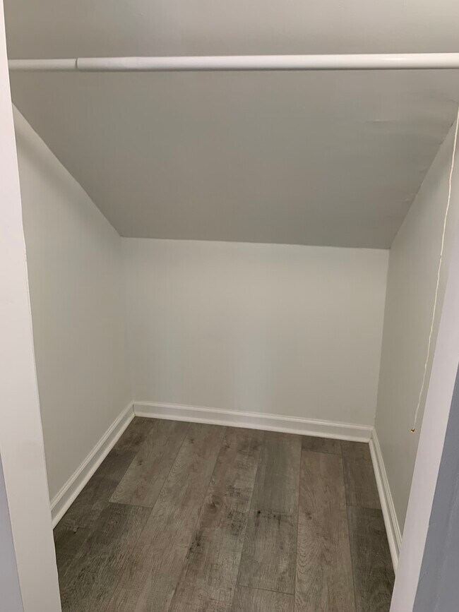 Foto del edificio - 825 S 40th St