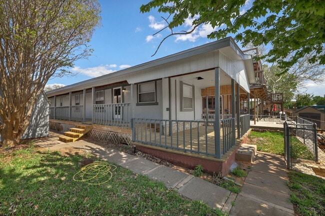 Foto del edificio - 6516 Blue Water Ct