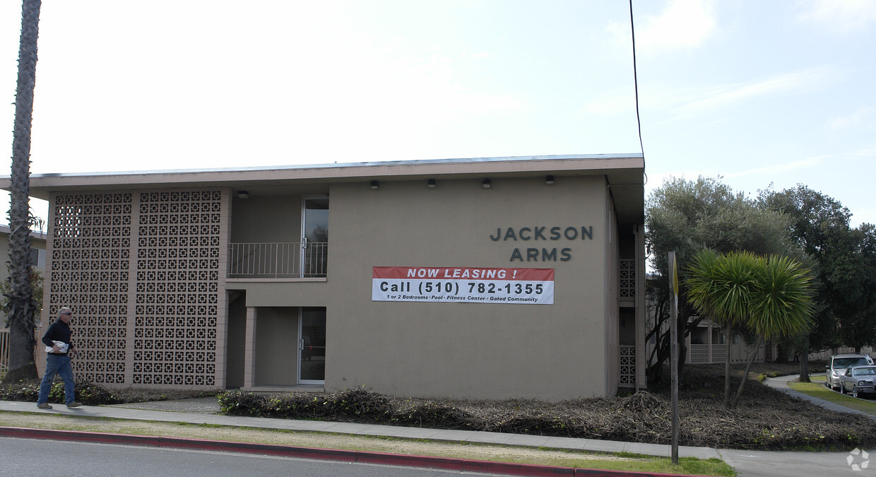 Jackson Arms - Jackson Arms Apartments