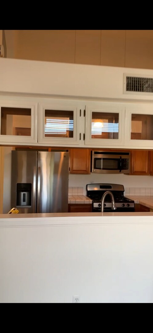 Foto del edificio - Thousand Oaks Town Home with Amazing Views Including a Two Car Garage