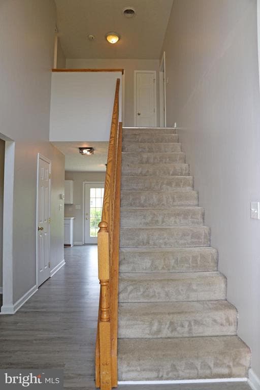 Building Photo - 307 Dinali Dr