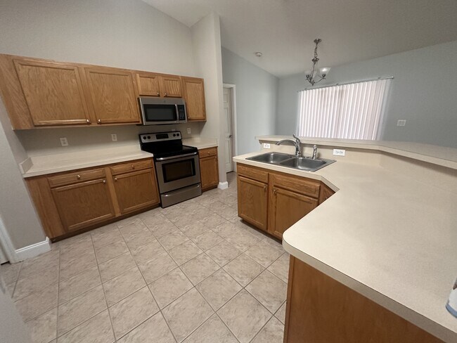 Foto del edificio - 13240 SW 73rd Ave