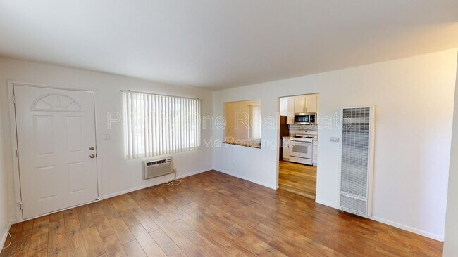 Building Photo - 6023 Severin Dr