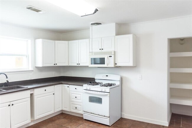 Foto del edificio - 5311 Perry Ave