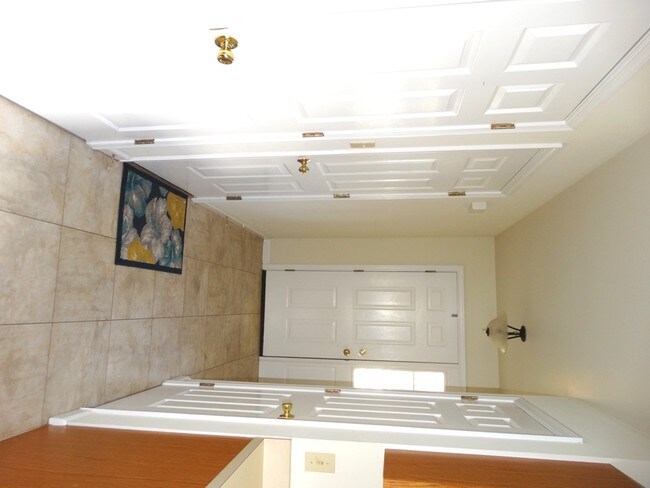 Building Photo - 362 Crosswinds Dr