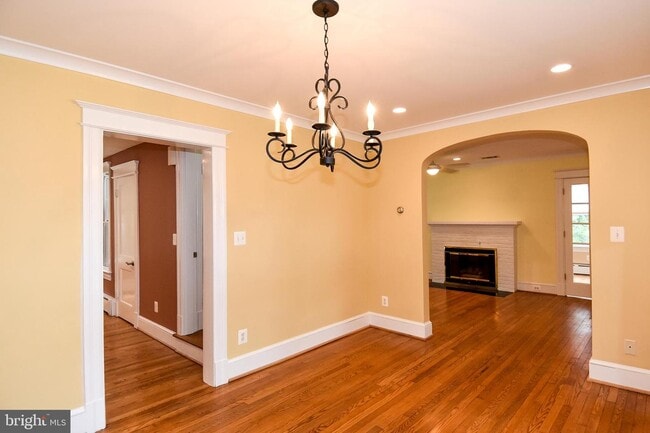 Building Photo - 4710 Hunt Ave