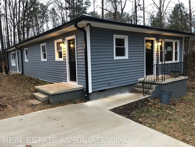 Foto del edificio - 3 br, 2 bath House - 2817 Beechwood Drive