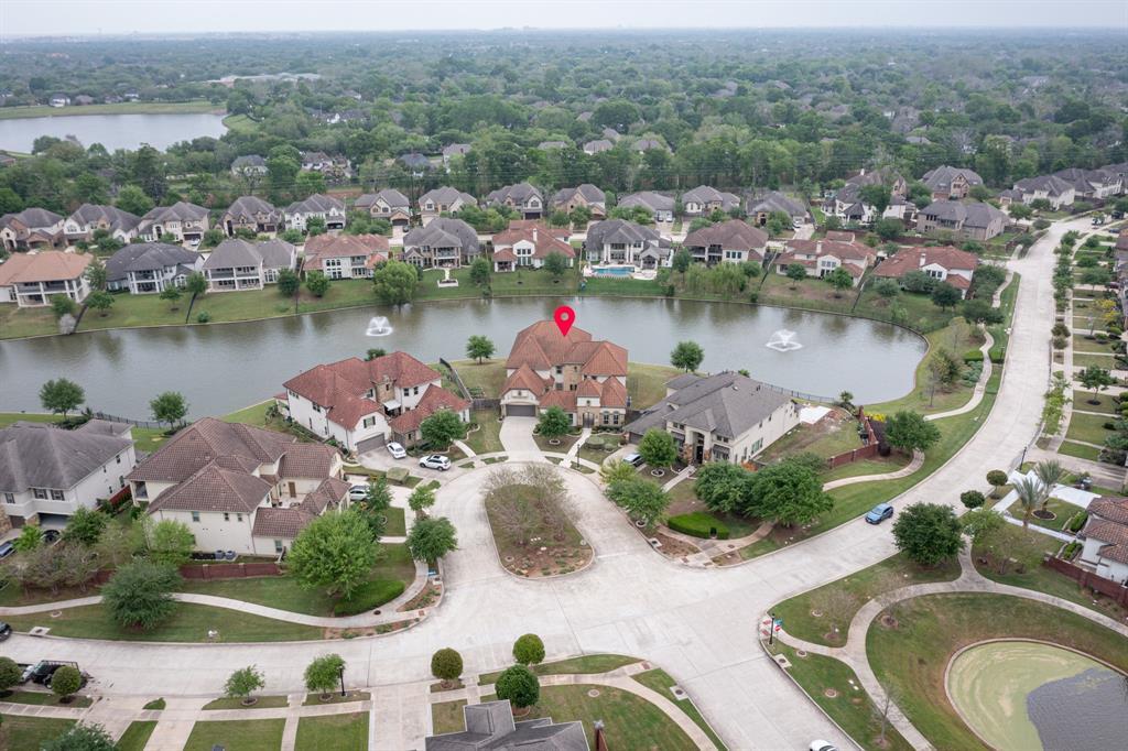 Foto principal - 6306 Logan Creek Ln
