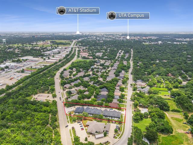 Building Photo - 536 Marbella Dr