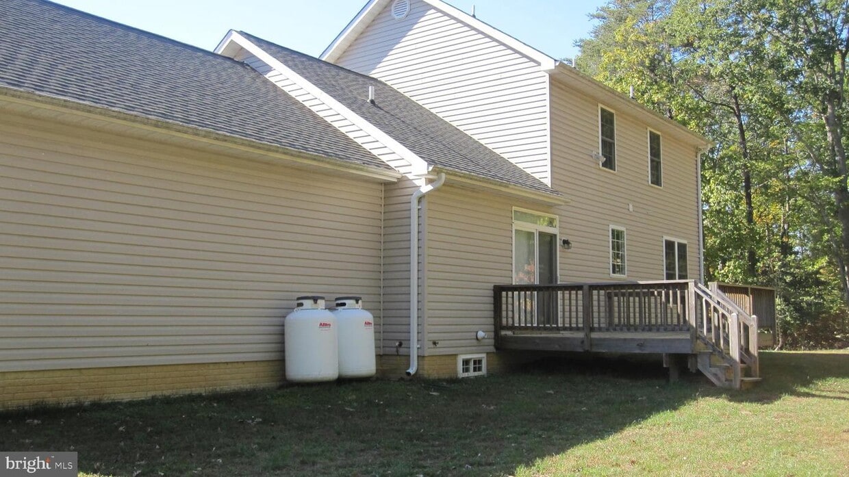 2404 Cove Point Rd, Lusby, MD 20657 House Rental in Lusby, MD