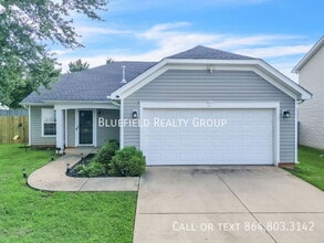 Building Photo - 621 Branch View Dr