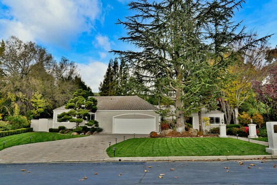 Primary Photo - 2315 Holly Oak Dr