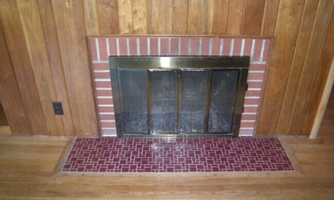 Foto del edificio - 3 Bedroom House Close to Ross-Ade and Mackey