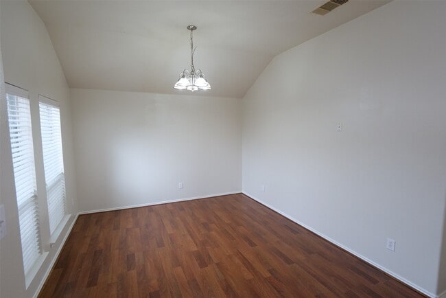 Foto del edificio - 24622 Colonial Maple Dr