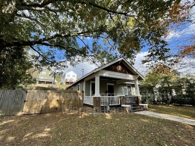 Building Photo - 144 Ormond St SE