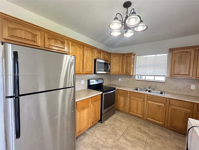 Foto del edificio - 2235 Farragut St