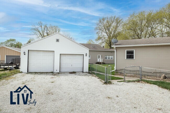 Building Photo - 61 Tippecanoe Dr