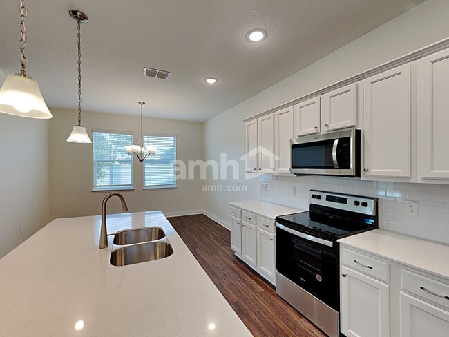 Building Photo - 6130 Little Blf Cir