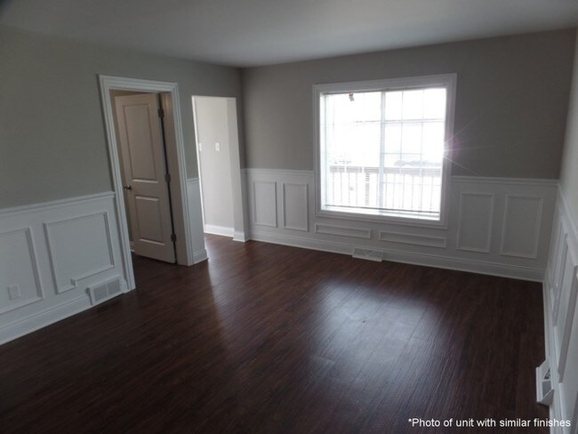 Building Photo - 509 Yates Ave