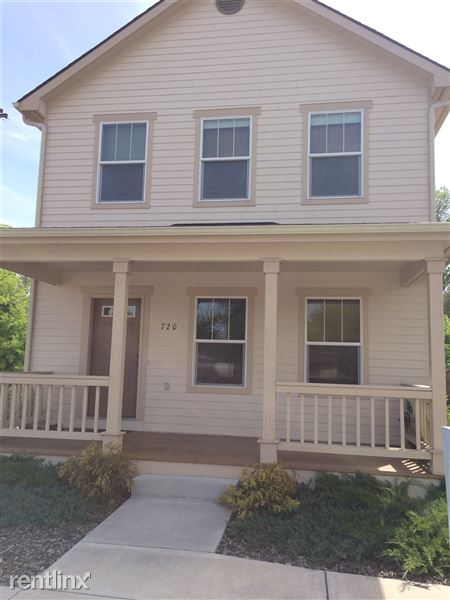Primary Photo - 720 Schilling St