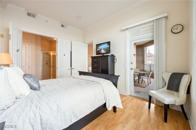 Foto del edificio - 2825 Palm Beach Blvd