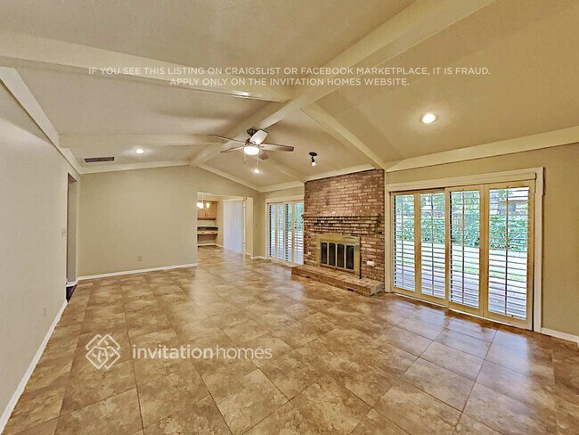 Foto del edificio - 622 S Sweetwater Blvd