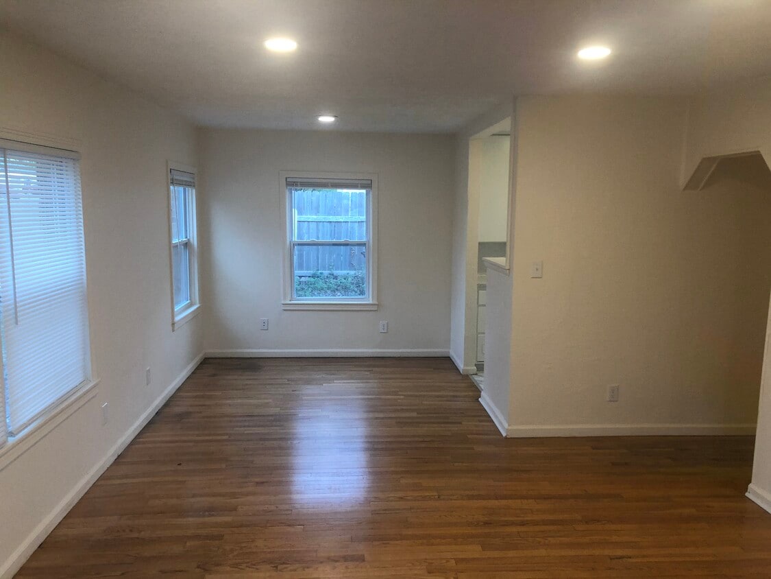 701 S Vassar St, Wichita, KS 67218 House Rental in Wichita, KS