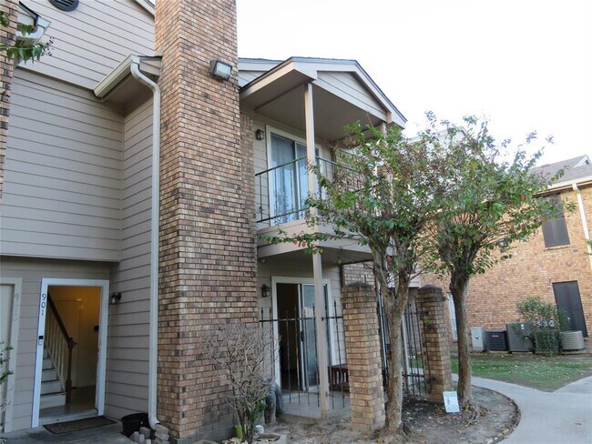 Building Photo - 3770 Martin Wood Ln
