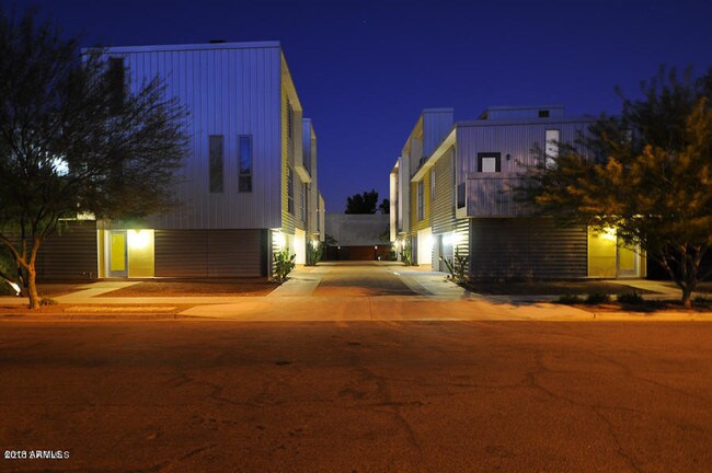 Foto del edificio - 777 W Roosevelt St