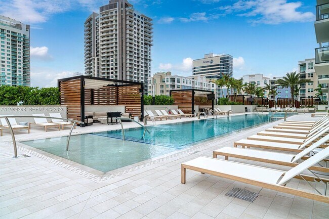 Foto del edificio - 201 S Federal Hwy