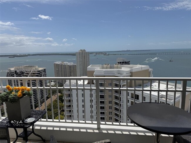 Building Photo - 801 Brickell Key Blvd